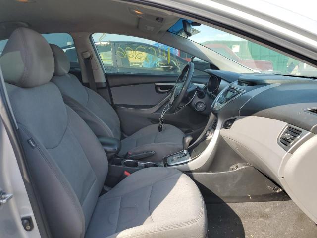 Photo 5 from auction – 2012 HYUNDAI ELANTRA GL with VIN 5NPDH4AE9CH077582