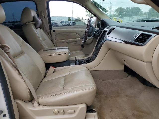 Photo 5 from auction – 2011 CADILLAC ESCALADE L with VIN 1GYS4BEF5BR103073
