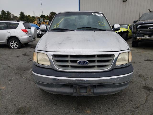 Photo 9 from auction – 2000 FORD F150 with VIN 1FTRX17W6YKA85994