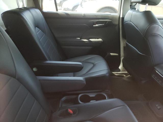 Photo 6 from auction – 2022 TOYOTA HIGHLANDER with VIN 5TDGBRCH6NS537796