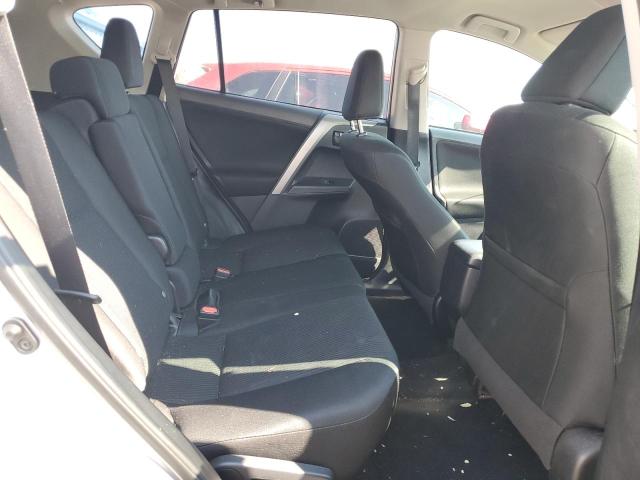 Photo 6 from auction – 2018 TOYOTA RAV4 LE with VIN 2T3BFREV2JW803390