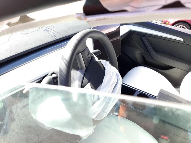 Photo 8 from auction – 2021 TESLA MODEL 3 with VIN 5YJ3E1EA0MF073494