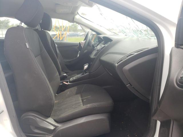 Photo 5 from auction – 2017 FORD FOCUS SE with VIN 1FADP3F25HL304366