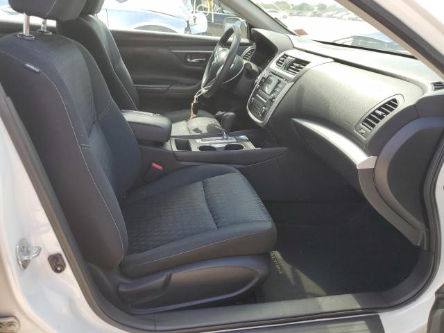 Photo 5 from auction – 2016 NISSAN ALTIMA 2.5 with VIN 1N4AL3AP4GC253149