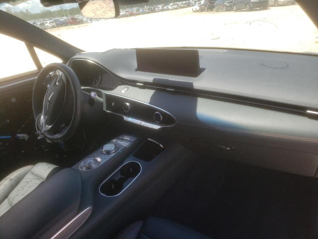 Photo 9 from auction – 2022 GENESIS GV70 BASE with VIN KMUMADTB4NU044020