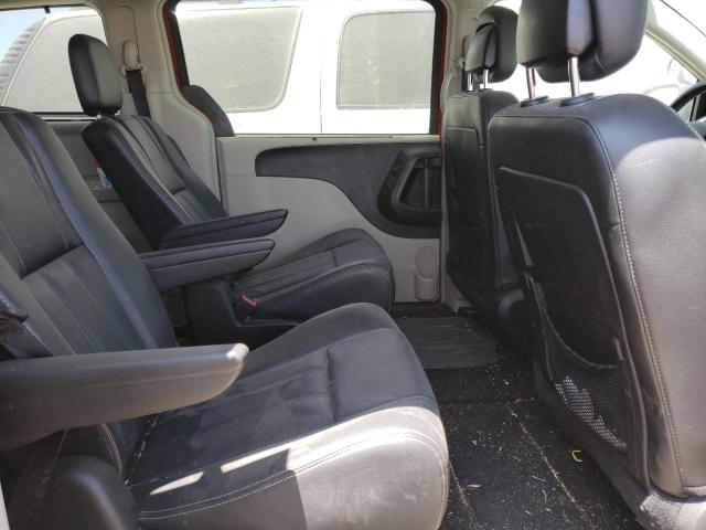 Photo 6 from auction – 2015 CHRYSLER TOWN & COU with VIN 2C4RC1CG8FR656362