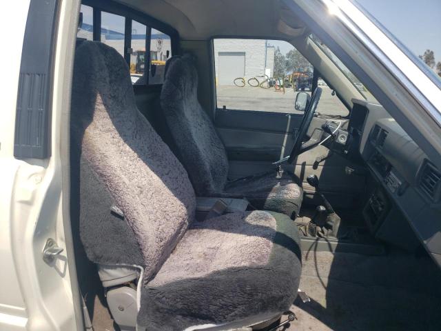 Photo 5 from auction – 1985 TOYOTA PICKUP RN6 with VIN JT4RN60S3F5080161