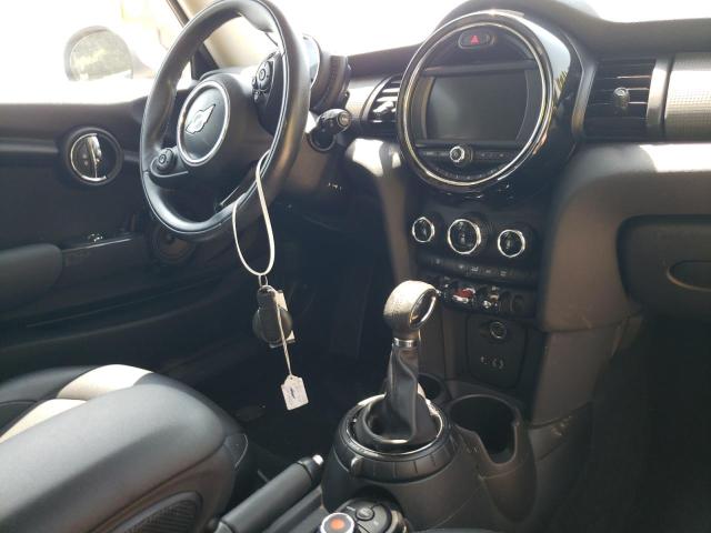 Photo 9 from auction – 2016 MINI COOPER with VIN WMWXP5C56G2D15530