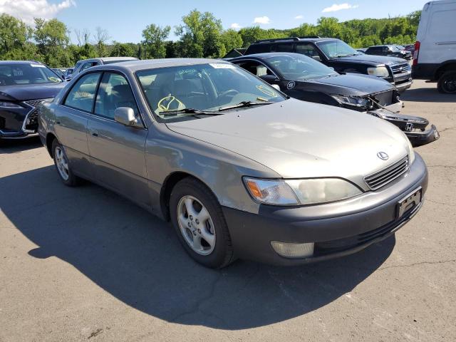 LEXUS ES 300 1998 with VIN JT8BF28G2W5027652 - Photo from auction
