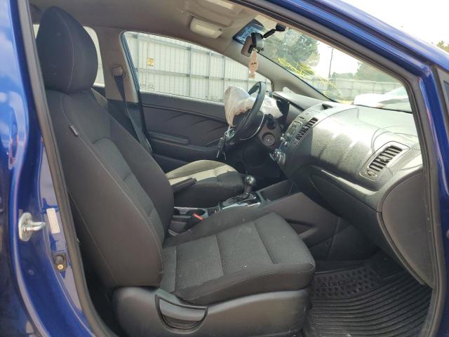 Photo 5 from auction – 2017 KIA FORTE LX with VIN 3KPFK4A78HE038621