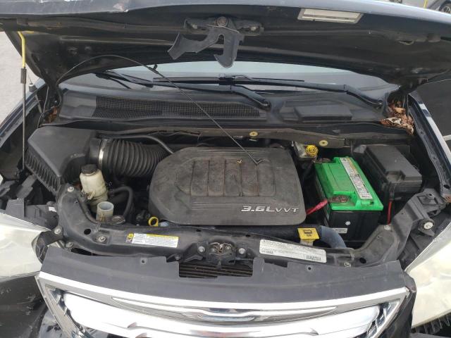 Photo 7 from auction – 2012 CHRYSLER TOWN & COU with VIN 2C4RC1BG1CR132984