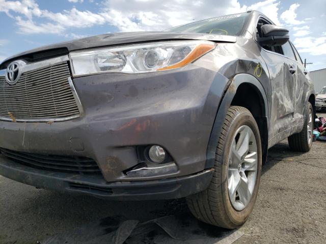 Photo 9 from auction – 2014 TOYOTA HIGHLANDER with VIN 5TDDKRFHXES064421