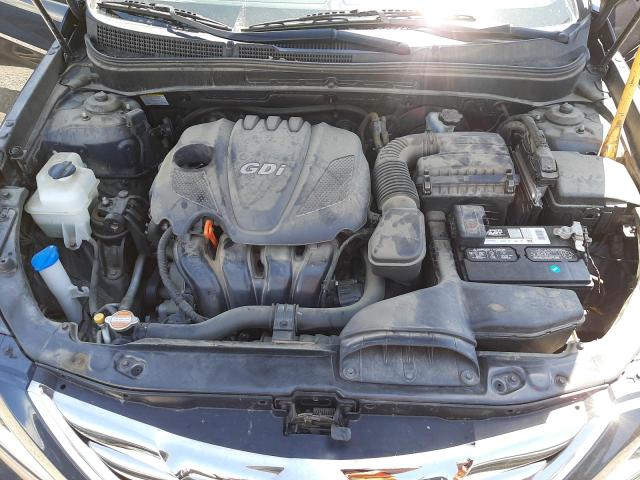 Photo 7 from auction – 2011 HYUNDAI SONATA SE with VIN 5NPEC4AC4BH228750