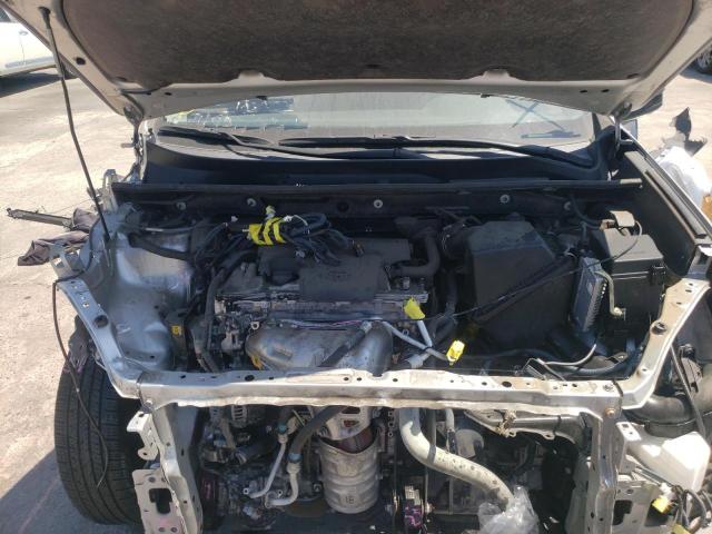 Photo 7 from auction – 2015 TOYOTA RAV4 LE with VIN JTMZFREV7FD063273
