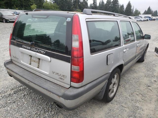 Photo 4 from auction – 2000 VOLVO V70 XC with VIN YV1LZ56D3Y2705508