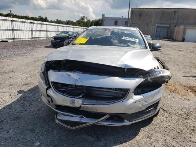 Photo 9 from auction – 2015 VOLVO V60 CROSS with VIN YV4612HK7F1000344