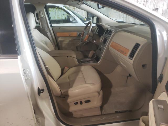 Photo 5 from auction – 2007 LINCOLN MKX with VIN 2LMDU88CX7BJ24126