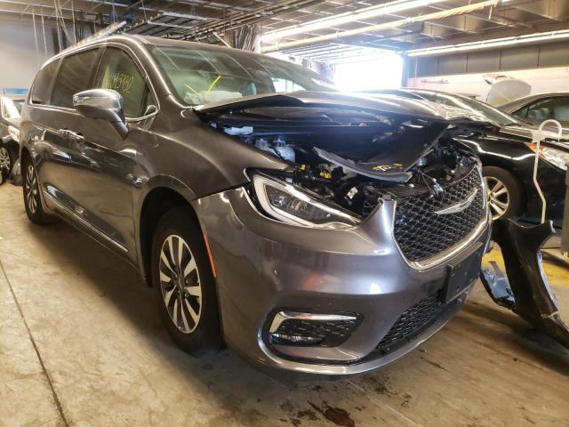 CHRYSLER PACIFICA H 2022 with VIN 2C4RC1S70NR157362 - Photo from auction