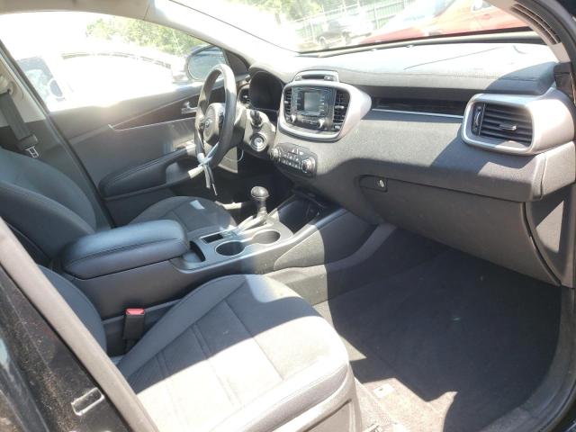 Photo 5 from auction – 2017 KIA SORENTO LX with VIN 5XYPGDA37HG291340