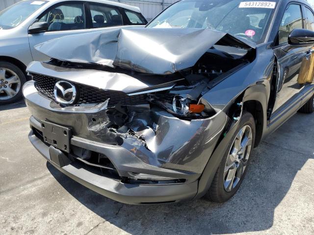 Photo 9 from auction – 2022 MAZDA MX-30 PREM with VIN JM1DRADB4N0100781