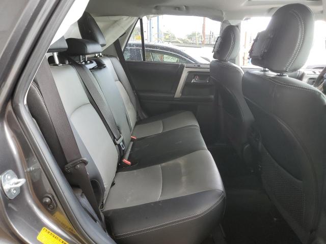 Photo 6 from auction – 2019 TOYOTA 4RUNNER SR with VIN JTEBU5JR3K5709126