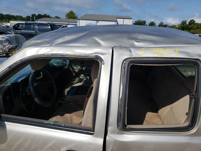 Photo 9 from auction – 2003 CHEVROLET SILVERADO with VIN 2GCEC19VX31285445