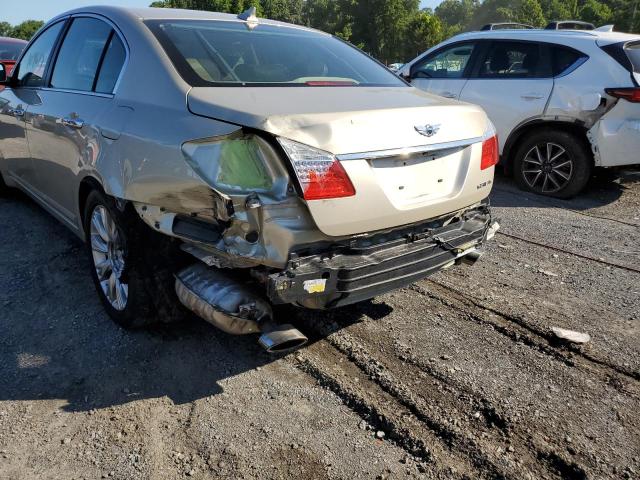Photo 9 from auction – 2010 HYUNDAI GENESIS 3. with VIN KMHGC4DE2AU095802