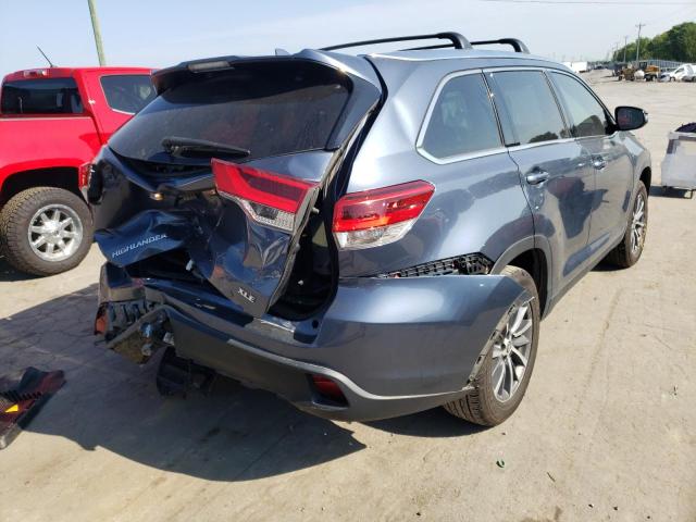 Photo 4 from auction – 2019 TOYOTA HIGHLANDER with VIN 5TDKZRFHXKS368749