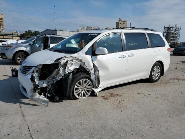Photo 9 from auction – 2013 TOYOTA SIENNA XLE with VIN 5TDYK3DC8DS387905