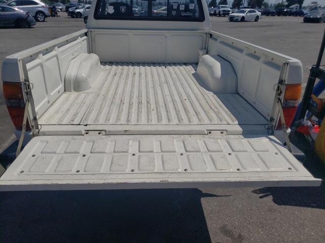 Photo 6 from auction – 1985 TOYOTA PICKUP RN6 with VIN JT4RN60S3F5080161