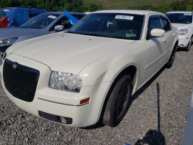 Photo 2 from auction – 2005 CHRYSLER 300 TOURIN with VIN 2C3JA53G45H135254