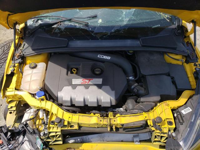 Photo 7 from auction – 2017 FORD FOCUS ST with VIN 1FADP3L9XHL332326