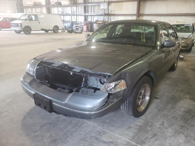Photo 2 from auction – 1998 FORD CROWN VICT with VIN 2FAFP74W8WX103888