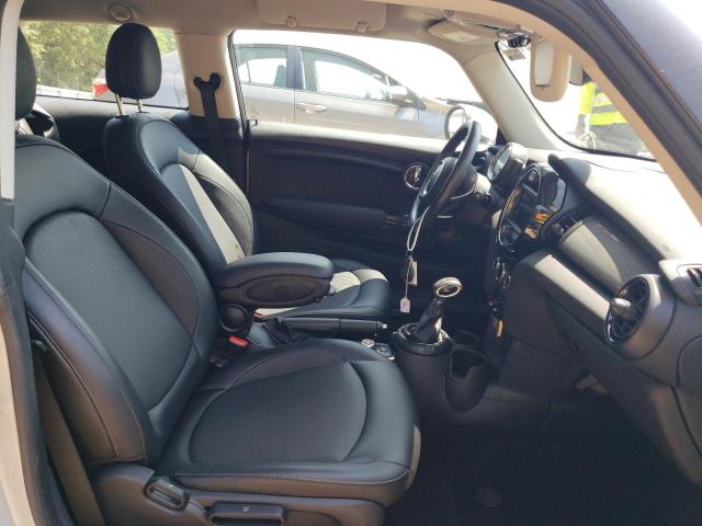 Photo 5 from auction – 2016 MINI COOPER with VIN WMWXP5C56G2D15530