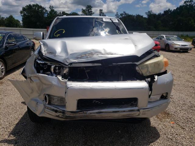 Photo 9 from auction – 2011 TOYOTA 4RUNNER SR with VIN JTEZU5JR9B5014065