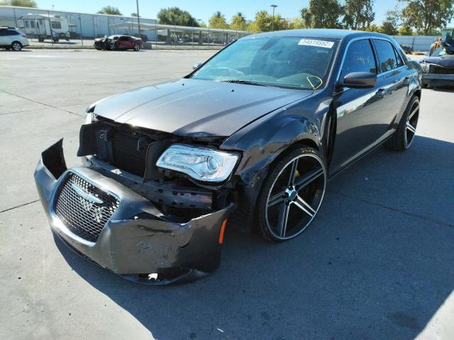 Photo 2 from auction – 2015 CHRYSLER 300 LIMITE with VIN 2C3CCAAGXFH881613