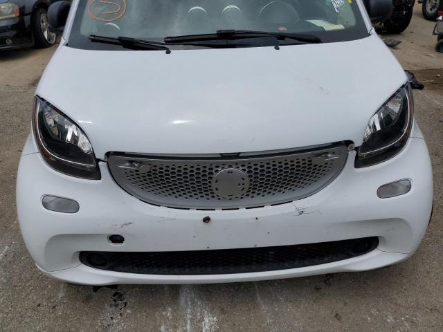 Photo 9 from auction – 2016 SMART FORTWO with VIN WMEFJ5DA4GK153343