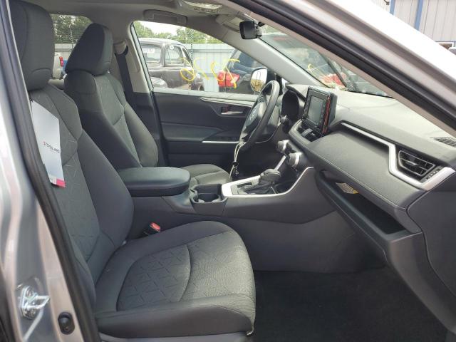 Photo 5 from auction – 2021 TOYOTA RAV4 XLE with VIN 2T3W1RFV6MW162005