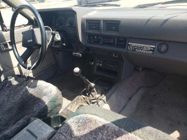 Photo 9 from auction – 1985 TOYOTA PICKUP RN6 with VIN JT4RN60S3F5080161