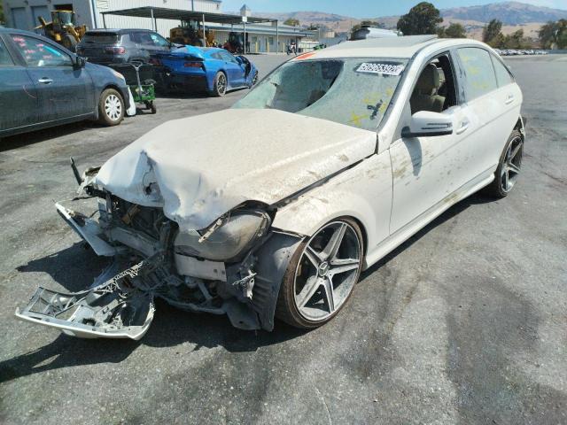 Photo 2 from auction – 2014 MERCEDES-BENZ C 350 with VIN WDDGF5HB8EA904587