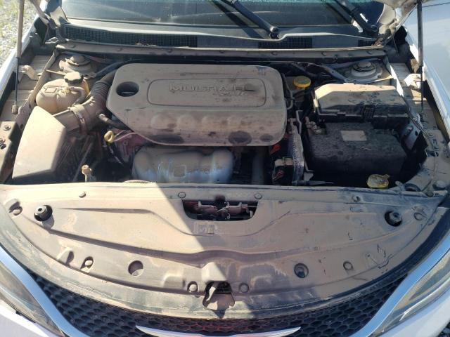 Photo 7 from auction – 2015 CHRYSLER 200 LIMITE with VIN 1C3CCCAB5FN557315