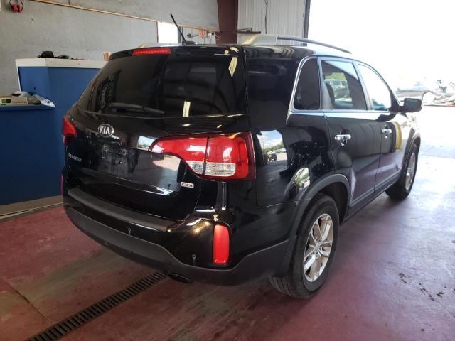 Photo 4 from auction – 2014 KIA SORENTO LX with VIN 5XYKTDA78EG445171