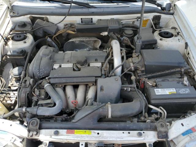 Photo 7 from auction – 2004 VOLVO V40 1.9T with VIN YV1VW27554F071788