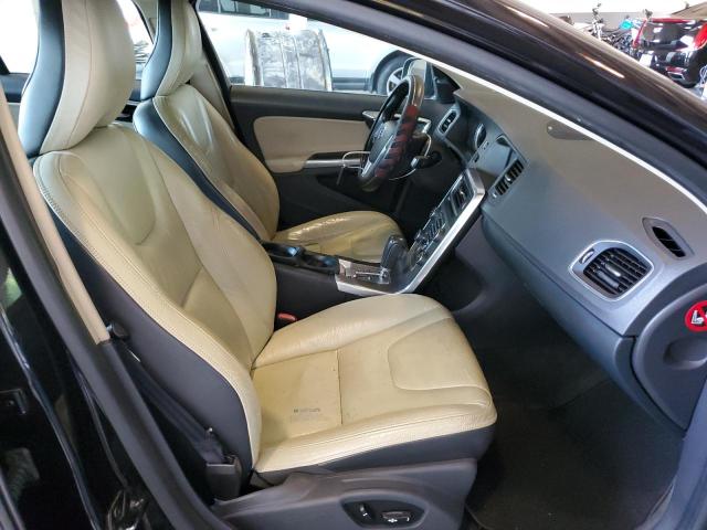 Photo 5 from auction – 2011 VOLVO S60 T6 with VIN YV1902FH9B2003531