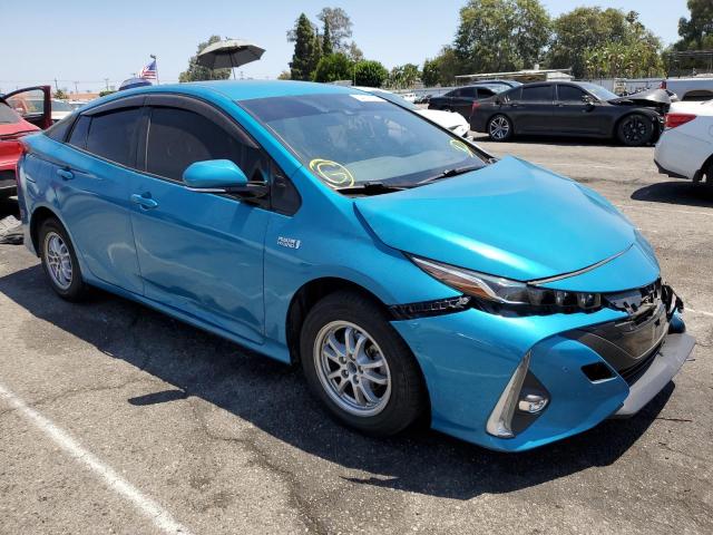 TOYOTA PRIUS PRIM 2017 with VIN JTDKARFP1H3043657 - Photo from auction