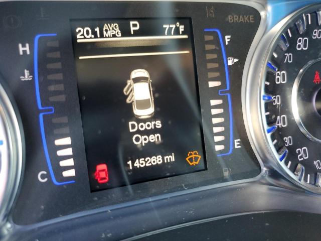 Photo 8 from auction – 2015 CHRYSLER 200 LIMITE with VIN 1C3CCCAB0FN637914