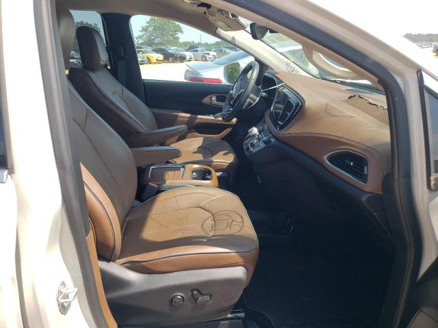 Photo 5 from auction – 2017 CHRYSLER PACIFICA L with VIN 2C4RC1GG8HR634598