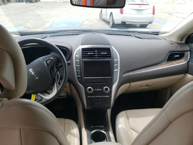 Photo 9 from auction – 2017 LINCOLN MKC RESERV with VIN 5LMCJ3D94HUL03199