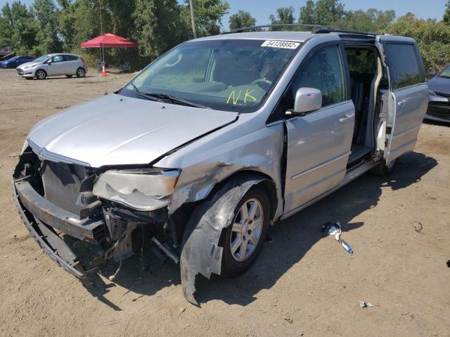 Photo 2 from auction – 2010 CHRYSLER TOWN & COU with VIN 2A4RR5D1XAR305407