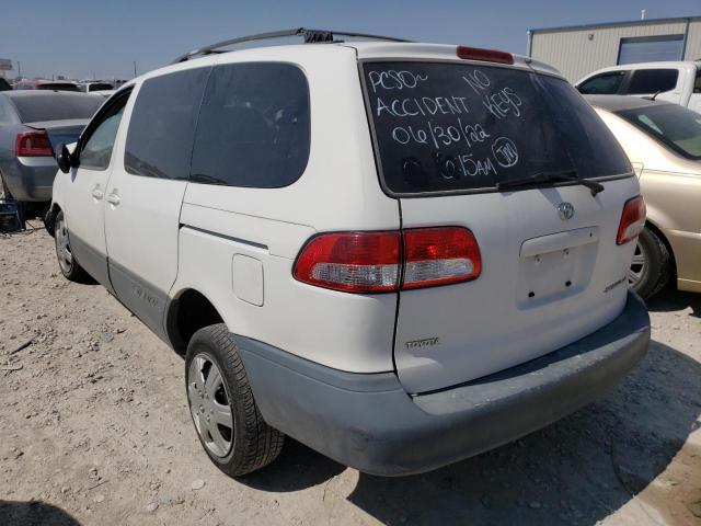 Photo 3 from auction – 2002 TOYOTA SIENNA LE with VIN 4T3ZF13C12U418891